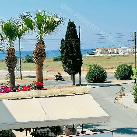 Lysia Sea-View Apartment Ларнака Екстериор снимка
