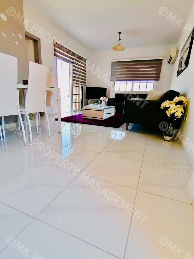 Lysia Sea-View Apartment Ларнака Екстериор снимка