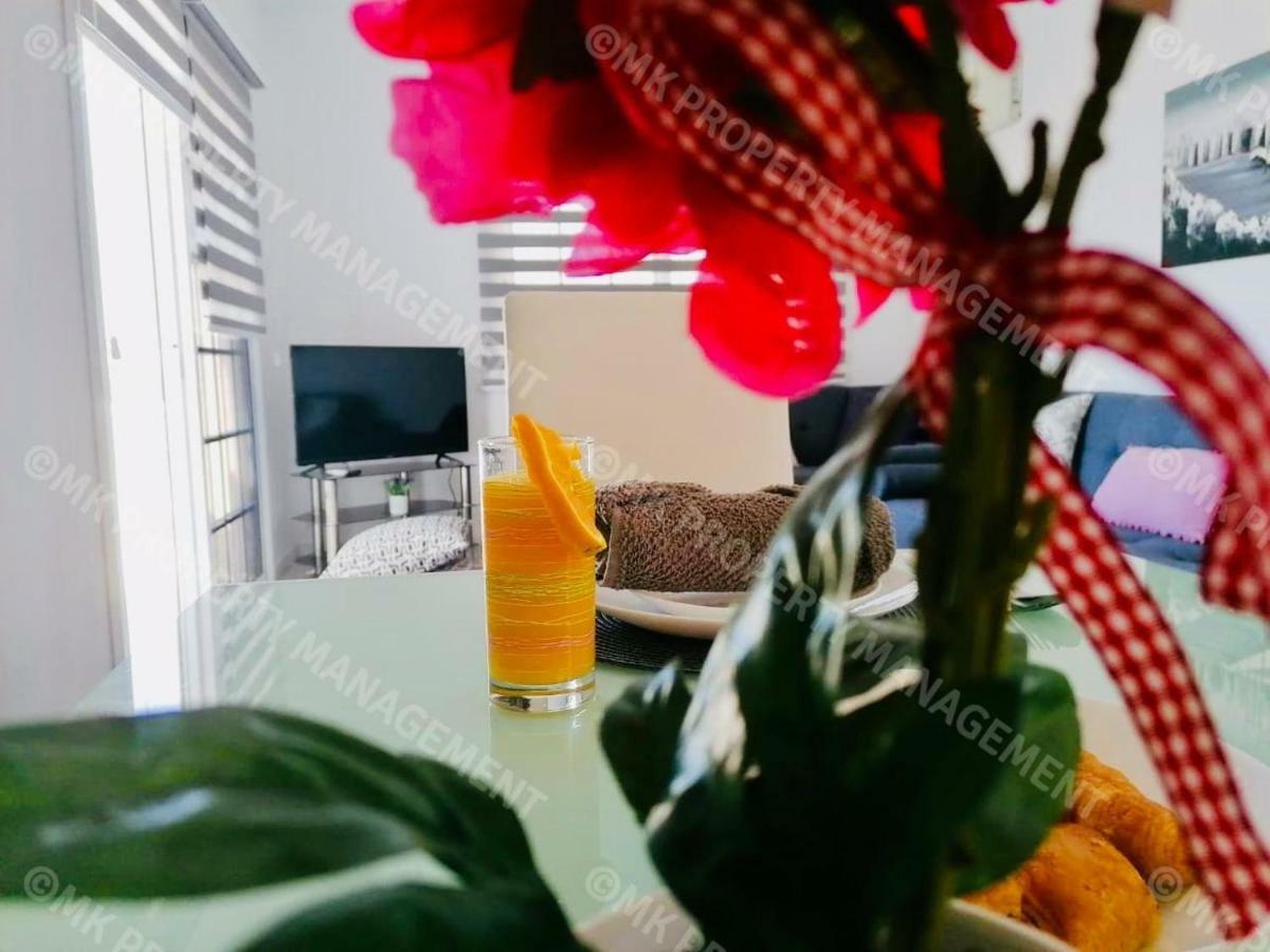 Lysia Sea-View Apartment Ларнака Екстериор снимка