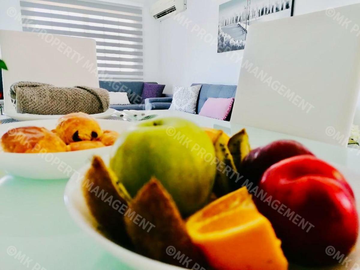 Lysia Sea-View Apartment Ларнака Екстериор снимка